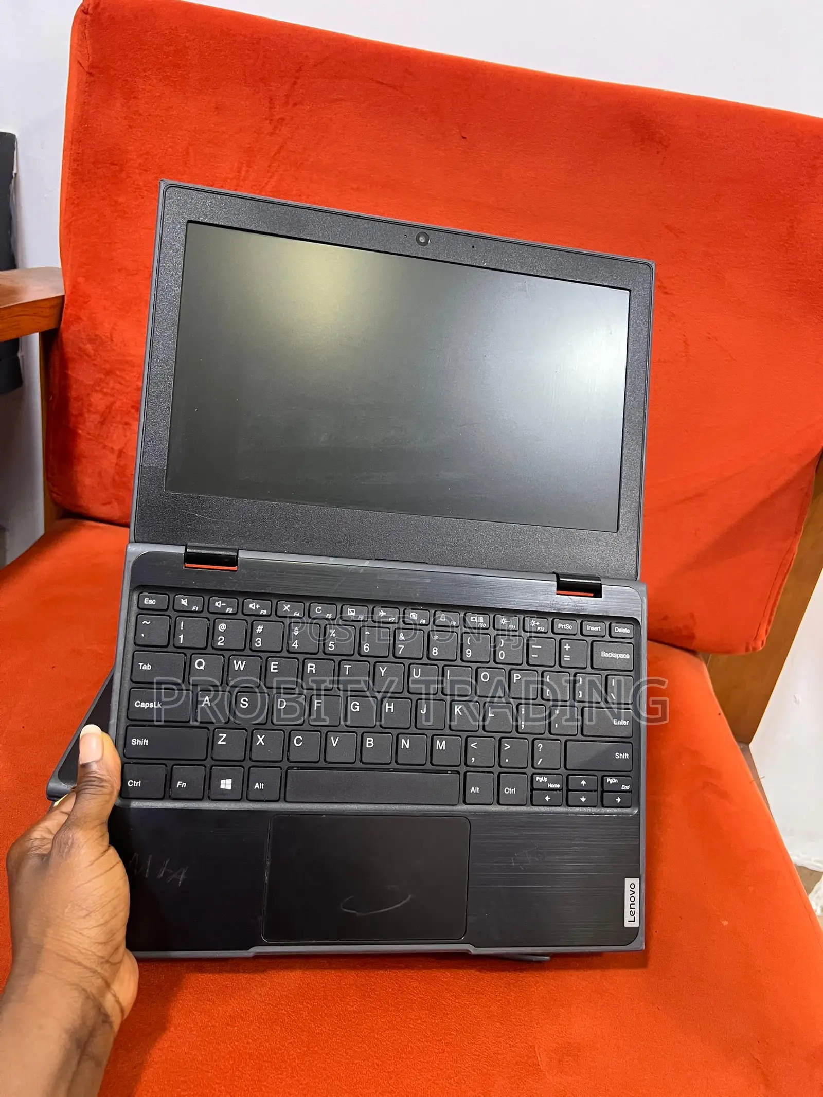 Laptop Lenovo 100e 4GB Intel Pentium eMMC 128GB