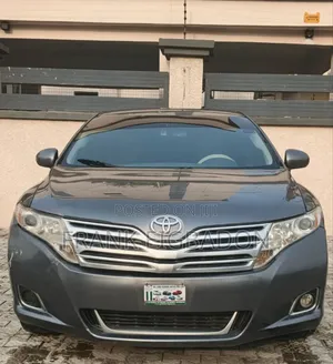 Toyota Venza V6 2010 Gray