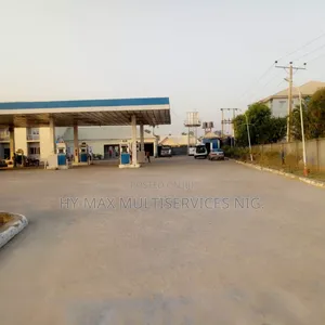 Super Strategic Filling Station With a Gas Plant for Lease in Kaduna