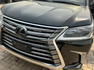 Lexus LX 570 AWD 2021 Black
