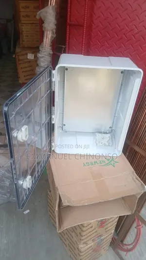 Transparent Enclosure Box