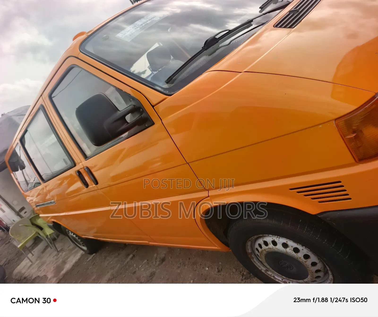 Volkswagen Transporter 2005 Yellow