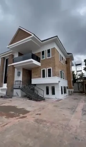 6bdrm Duplex in Independence Layout, for sale
