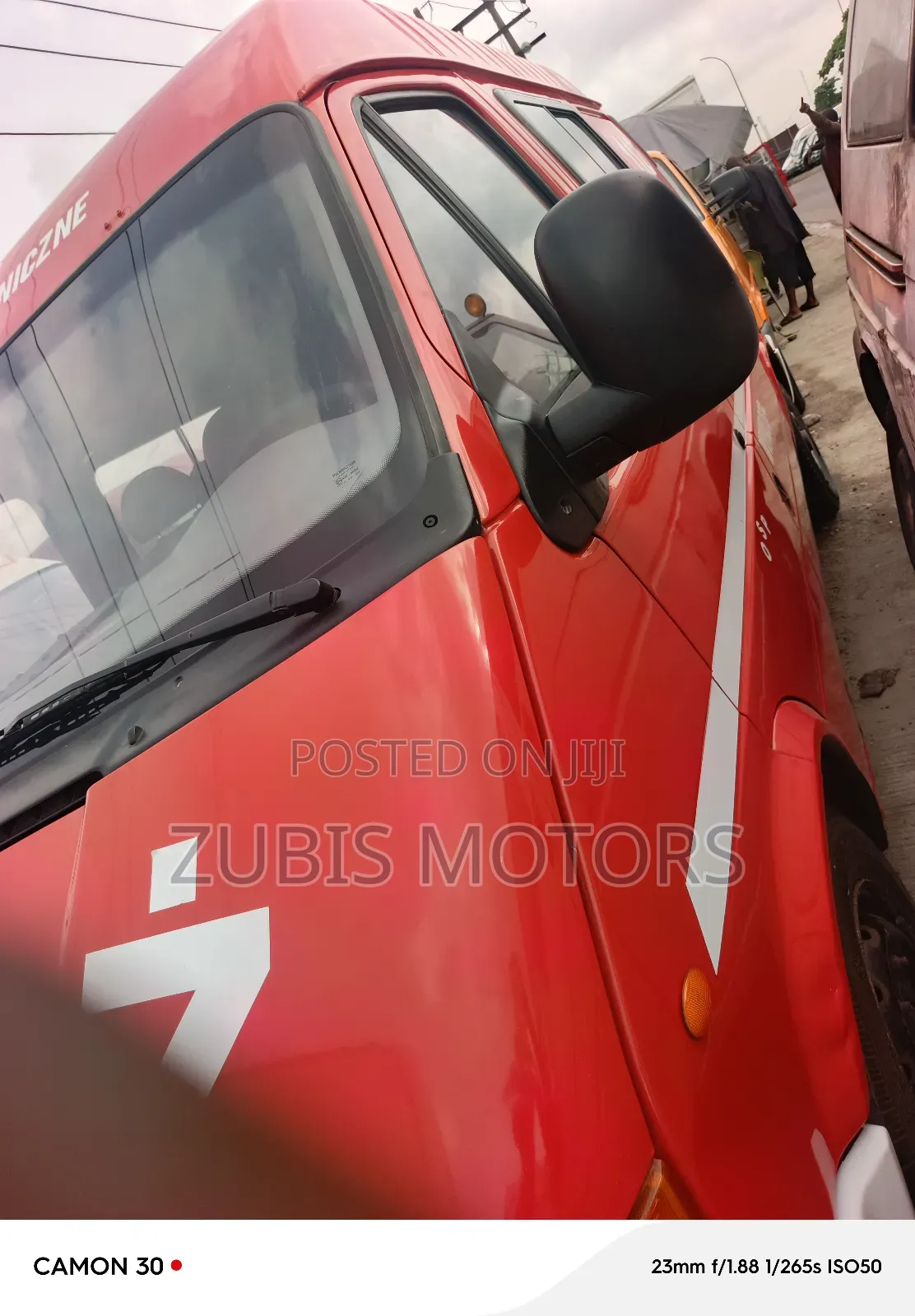 Ford Transit 2004 Red
