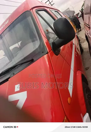Ford Transit 2004 Red