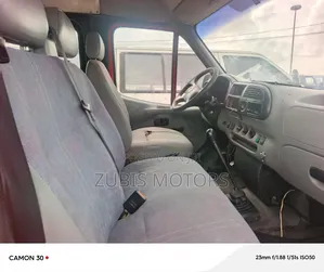 Ford Transit 2004 Red