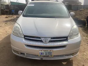 Toyota Sienna XLE Limited FWD (3.3L V6 5A) 2004 Silver