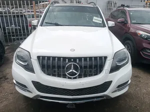 Mercedes-Benz GLK-Class 350 4MATIC 2014 White