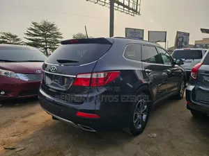 Hyundai Santa Fe Limited w/Saddle Interior 4dr SUV (3.3L 6cyl 6A) 2015