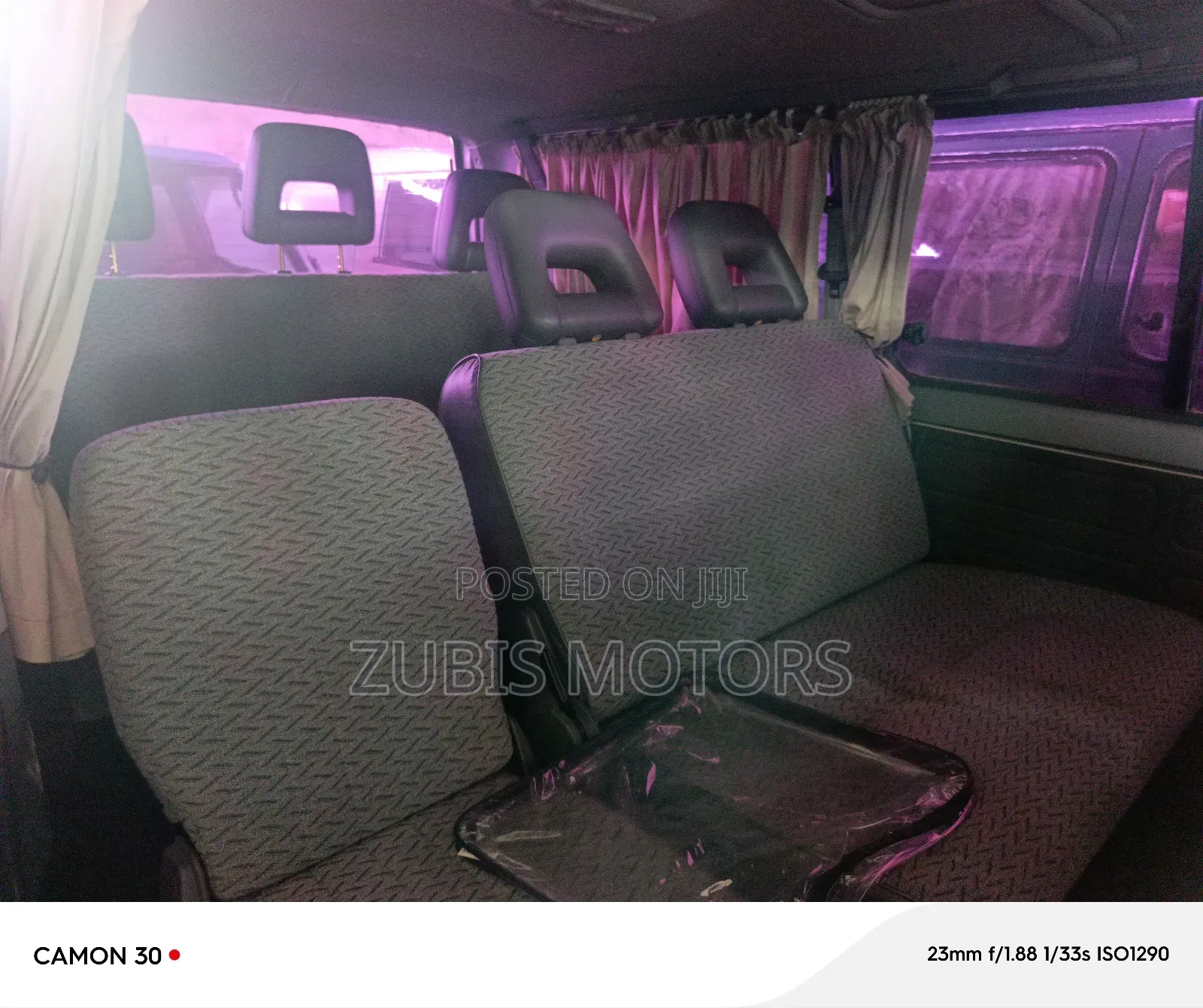 Mitsubishi L300 2005 Silver