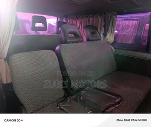 Mitsubishi L300 2005 Silver