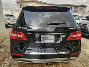 Mercedes-Benz M Class ML350 4MATIC 4dr SUV AWD (3.5L 6cyl 7A) 2015