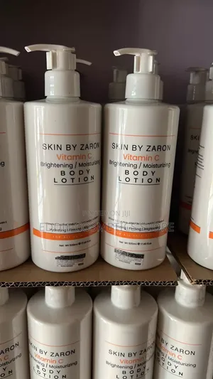 Skin by Zaron Vitamin C Brightening / Moisturizing Body Lotion