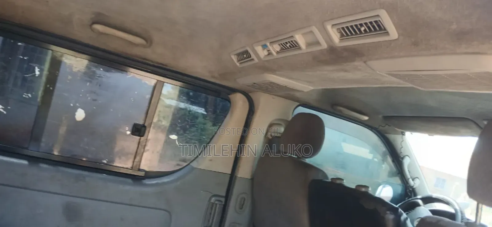 Toyota HiAce 2015 Black