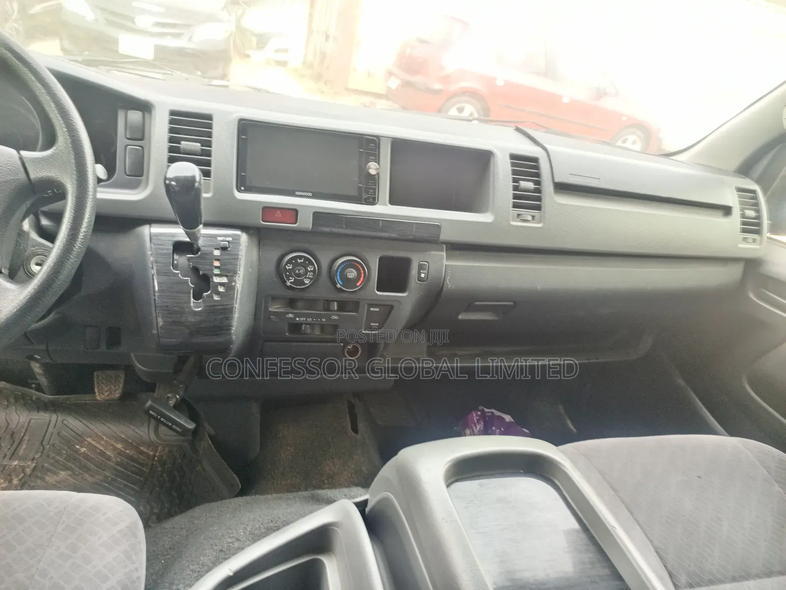 Toyota HiAce 2012 Black
