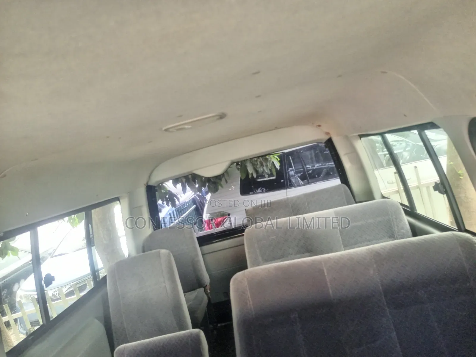 Toyota HiAce 2012 Black