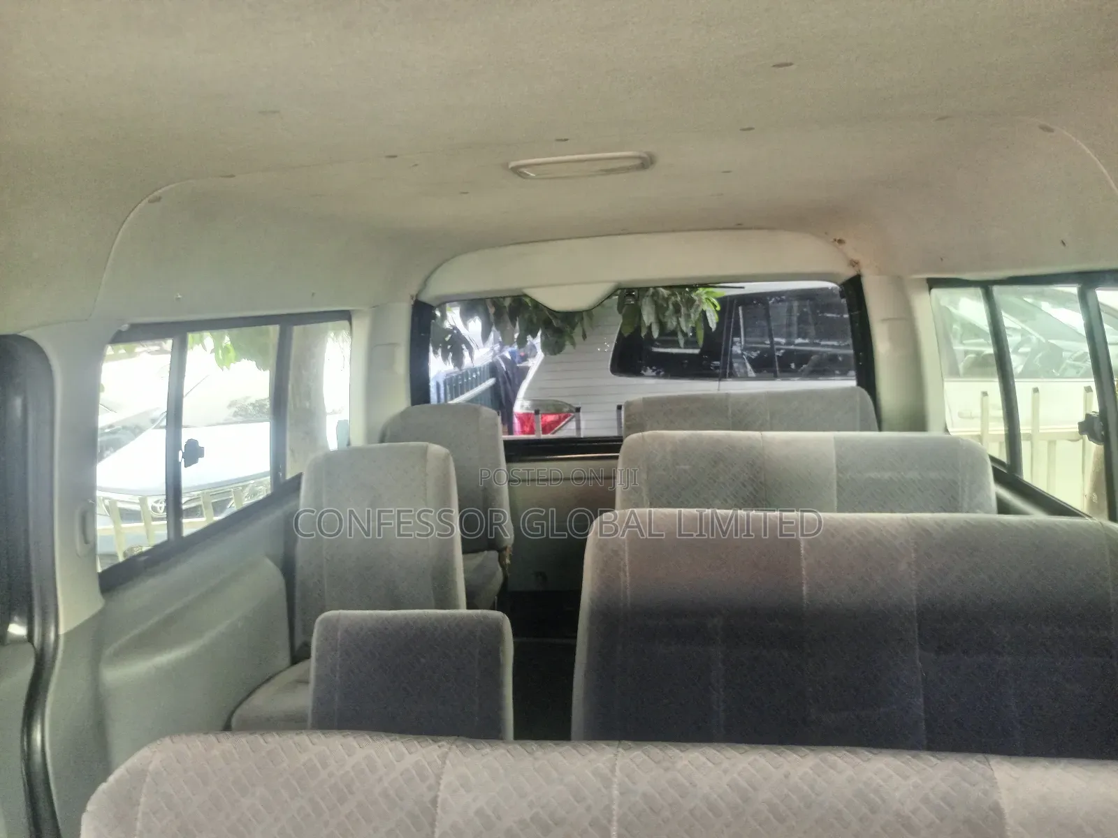 Toyota HiAce 2012 Black