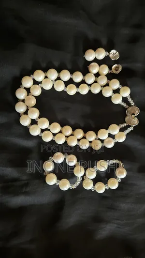 Bold Double String Off White Pearls Jewelry Set