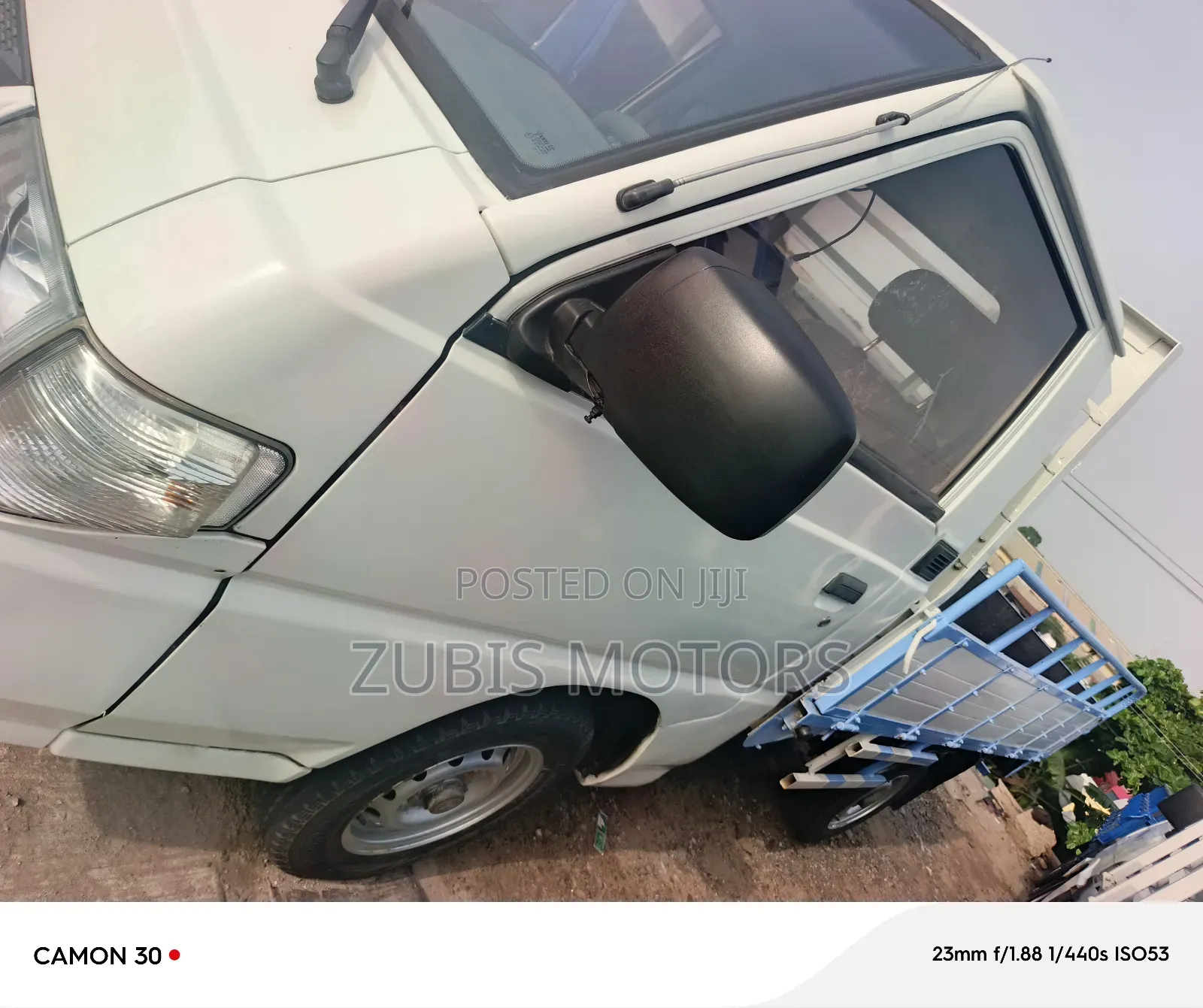 Mitsubishi Delica 2014 White