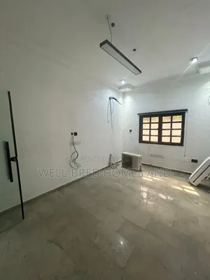 3bdrm Apartment in Gra Ikeja Lagos for rent