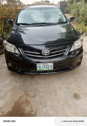 Toyota Corolla 2010 Black