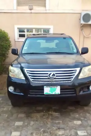 Lexus LX 570 2012 Black