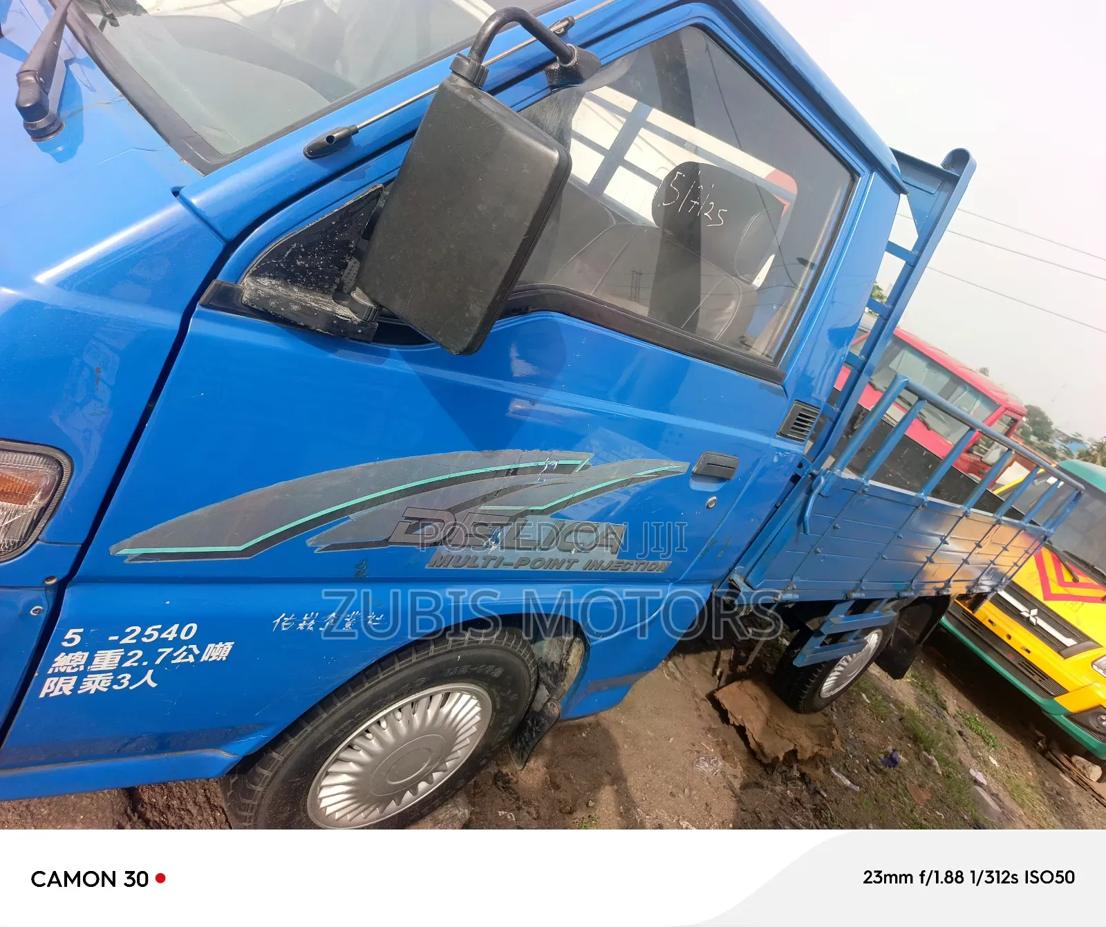 Mitsubishi Delica 2007 Blue