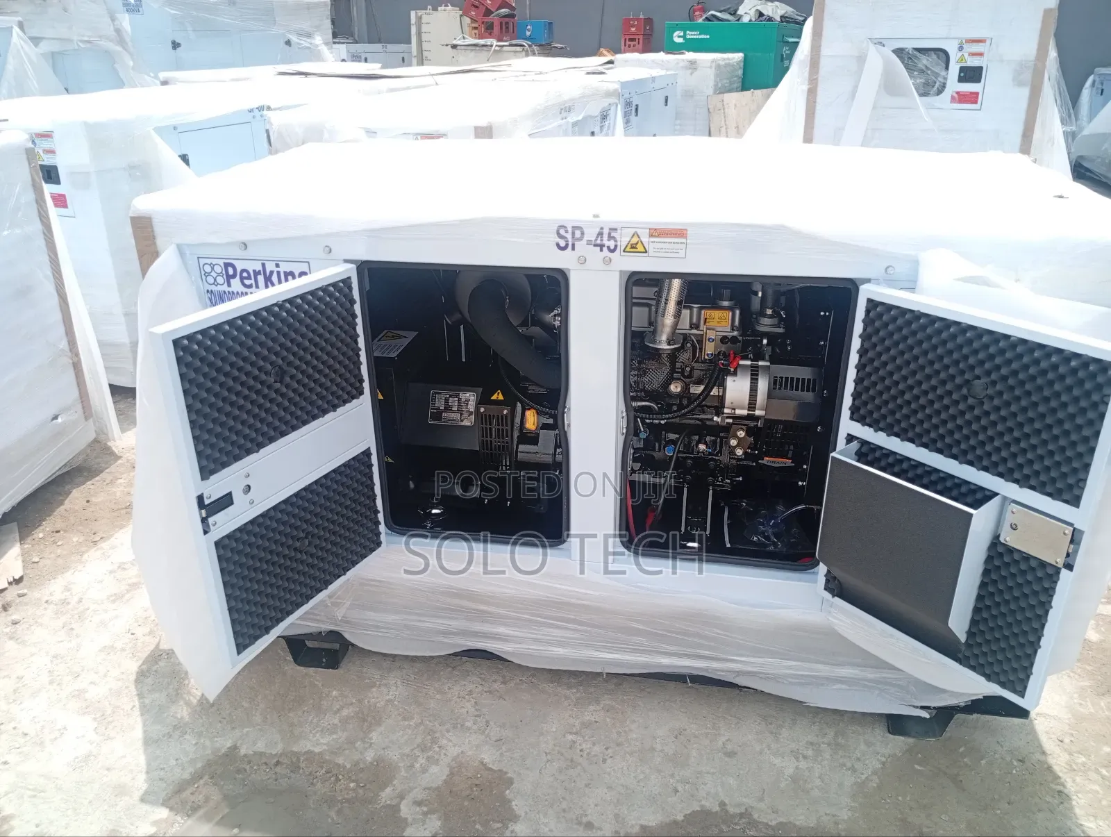 45 Kva Perkins Soundproof Engine Generator 100% Copper Coil