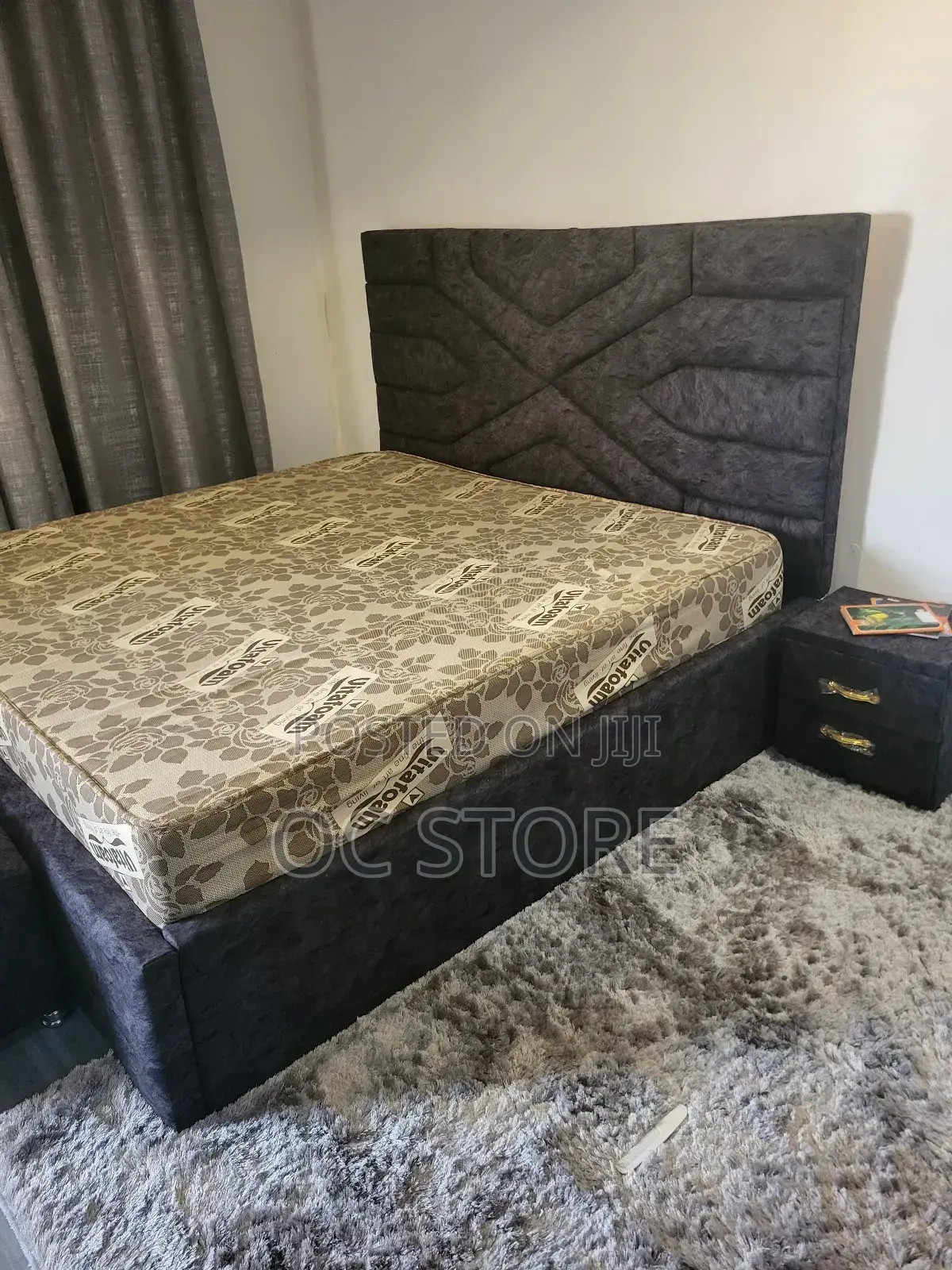 6*6 Fine Padded Bedframe