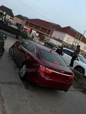 Lexus ES 350 FWD 2014 Red