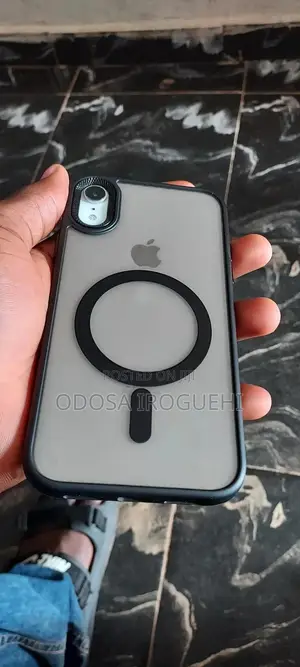 Apple iPhone XR 64 GB White
