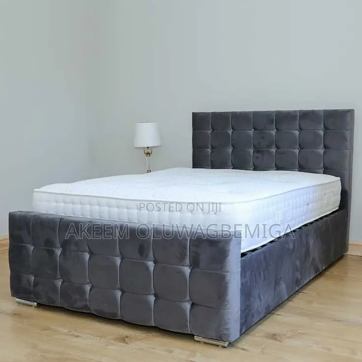 4.5by6ft Bedframe