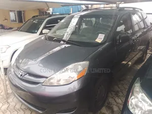 Toyota Sienna 2006 Gray