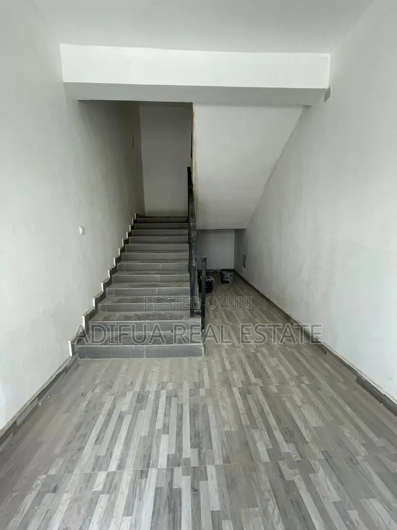 3-Bedroom Flat With B.Q