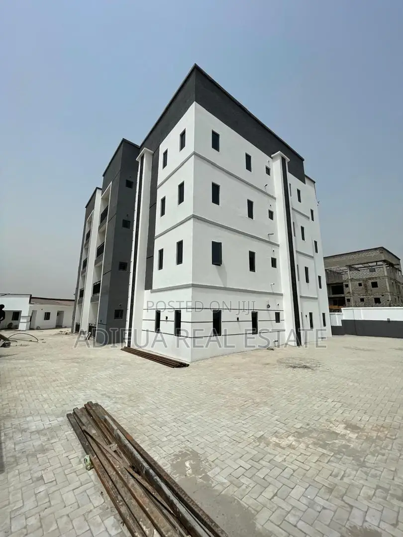 3-Bedroom Flat With B.Q