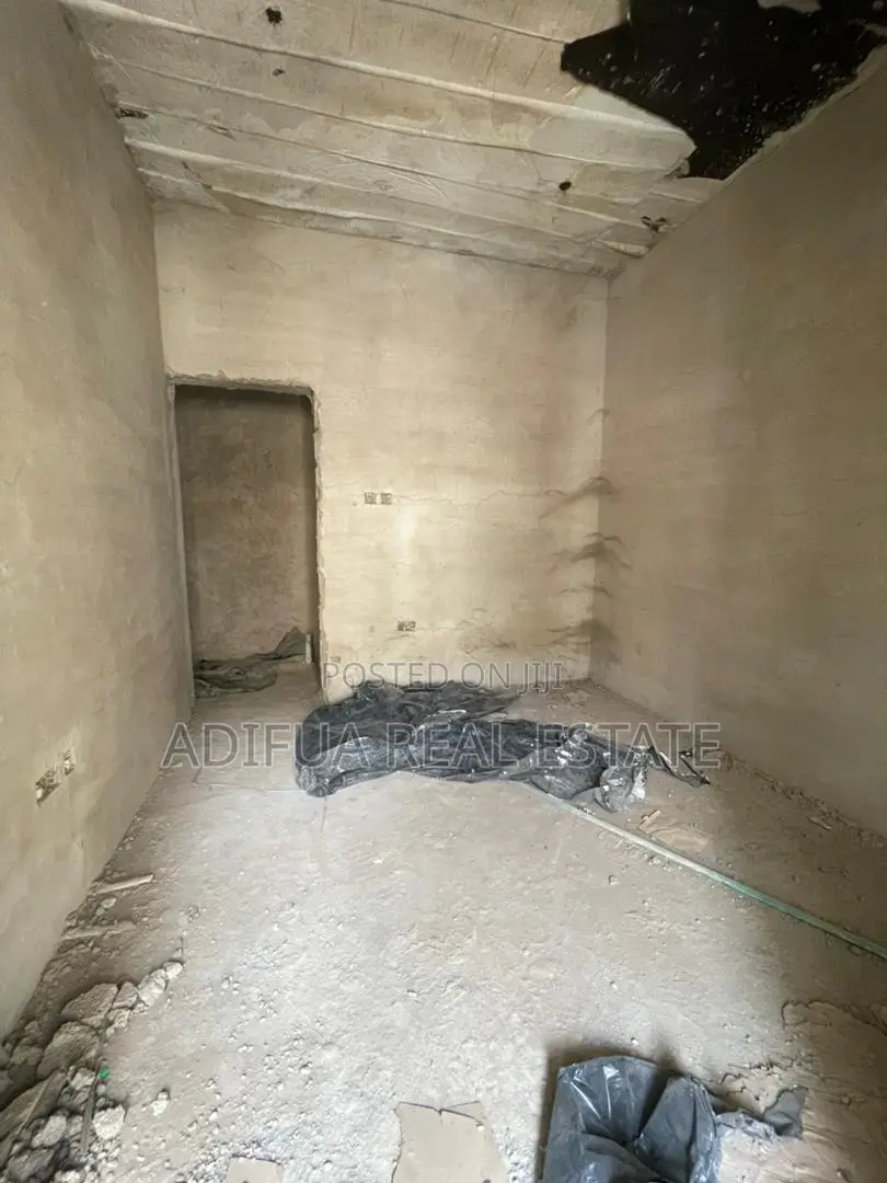 3-Bedroom Flat With B.Q