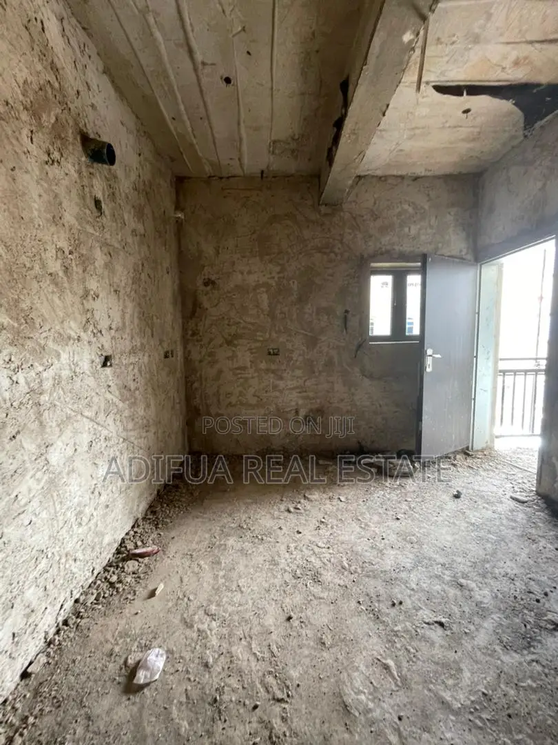 3-Bedroom Flat With B.Q