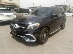 Mercedes-Benz M Class 2013 Blue
