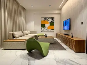 High End 1 Bedroom Furnished Shortlet Apartment