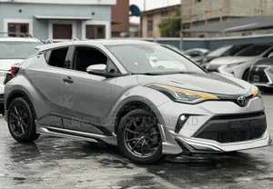 Toyota C-HR Nightshade 2022 Gray