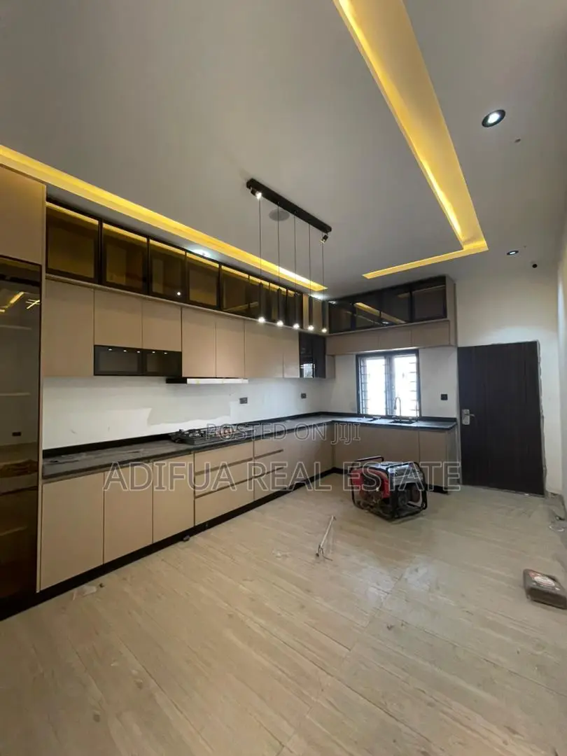 Smart 5-Bedroom Fully Detached + 2b.Q