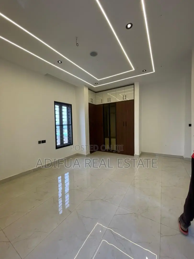 Smart 5-Bedroom Fully Detached + 2b.Q