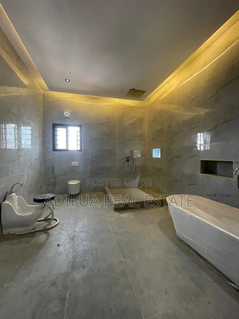 Smart 5-Bedroom Fully Detached + 2b.Q