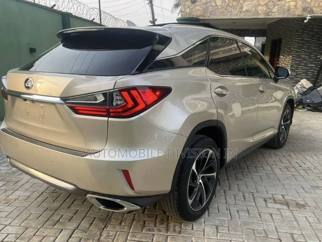 Lexus RX 350 AWD 2017 Gold