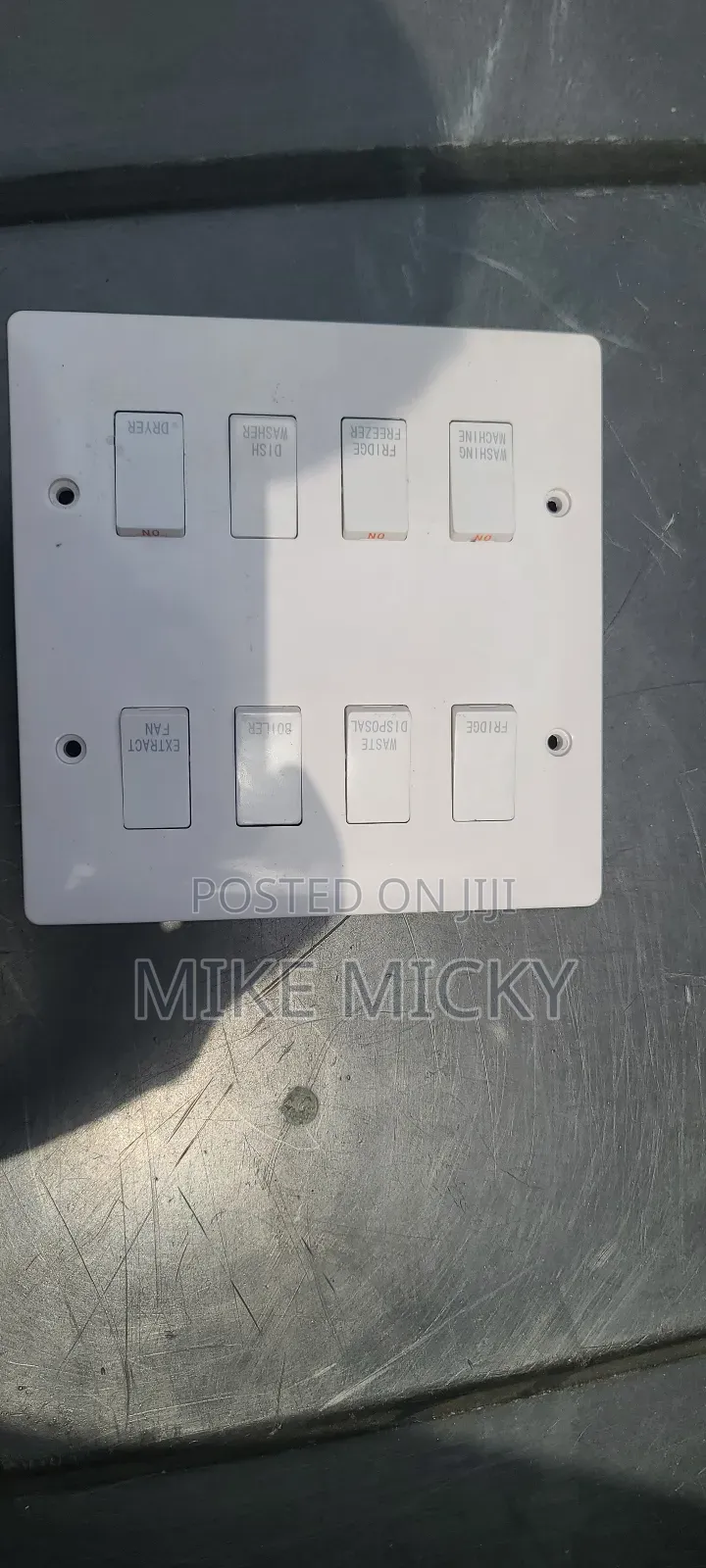 Grid Switch
