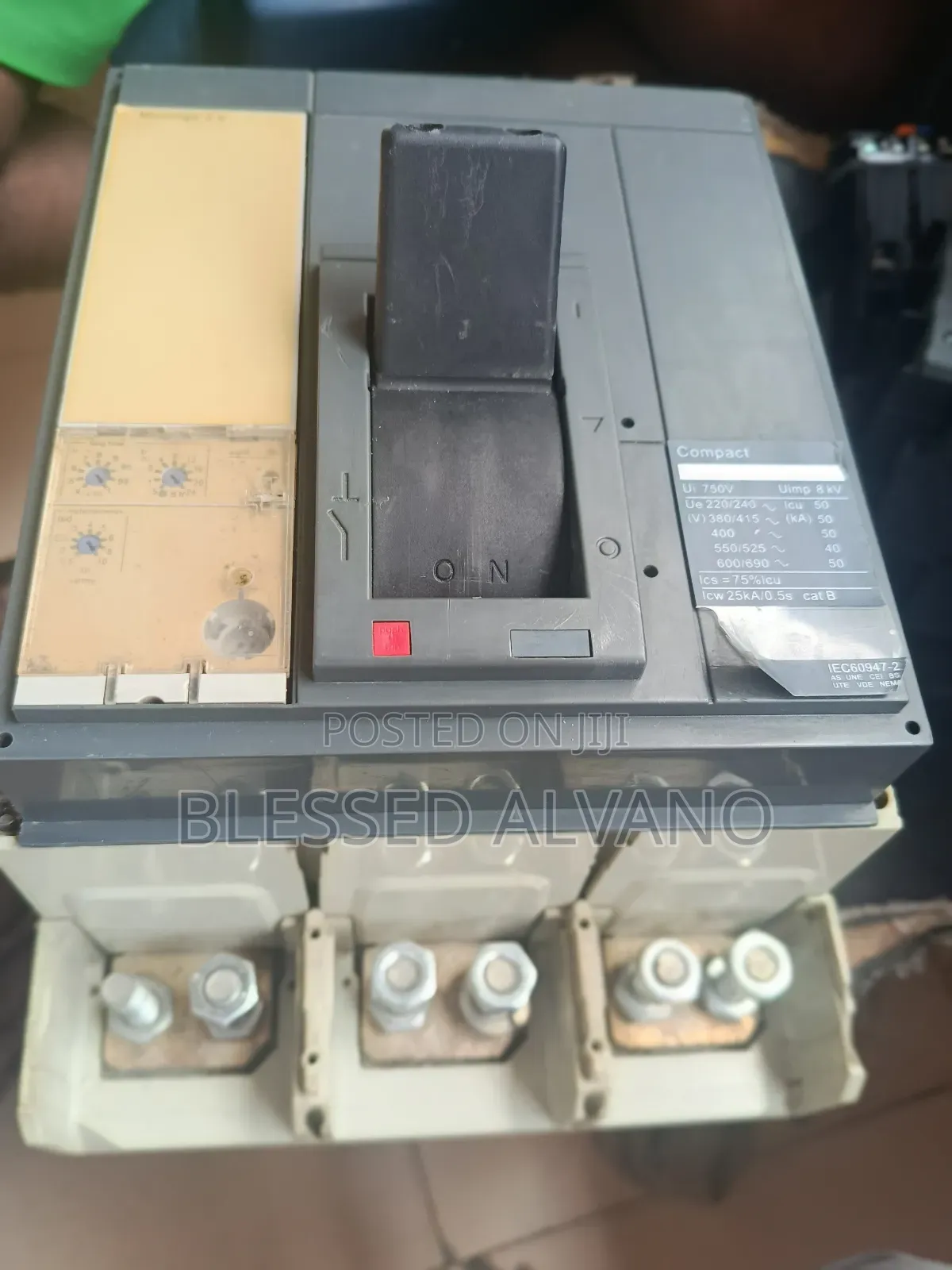 Breker 800ah ( Sneider)