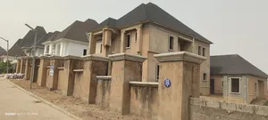 5bdrm Duplex in Efab Metropolis, Gwarinpa for sale