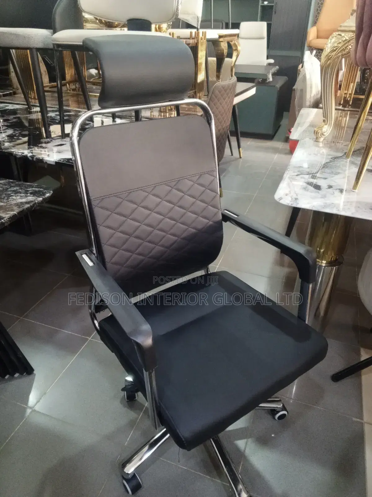 Swirvel Chair