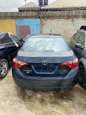 Toyota Corolla 2017 Blue