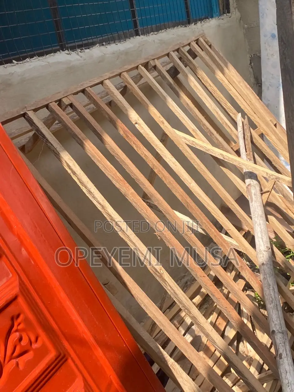 Bed Frame in Good Condition 6 by 6 Size